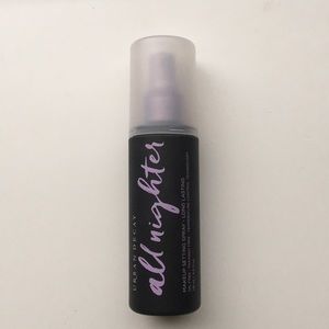 Urban Decay all nighter setting spray. Full size